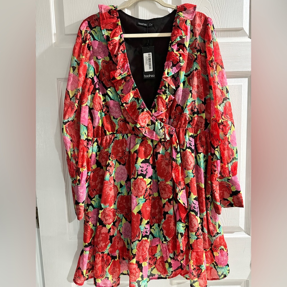 Boohoo Floral Red and Pink Women's Dress